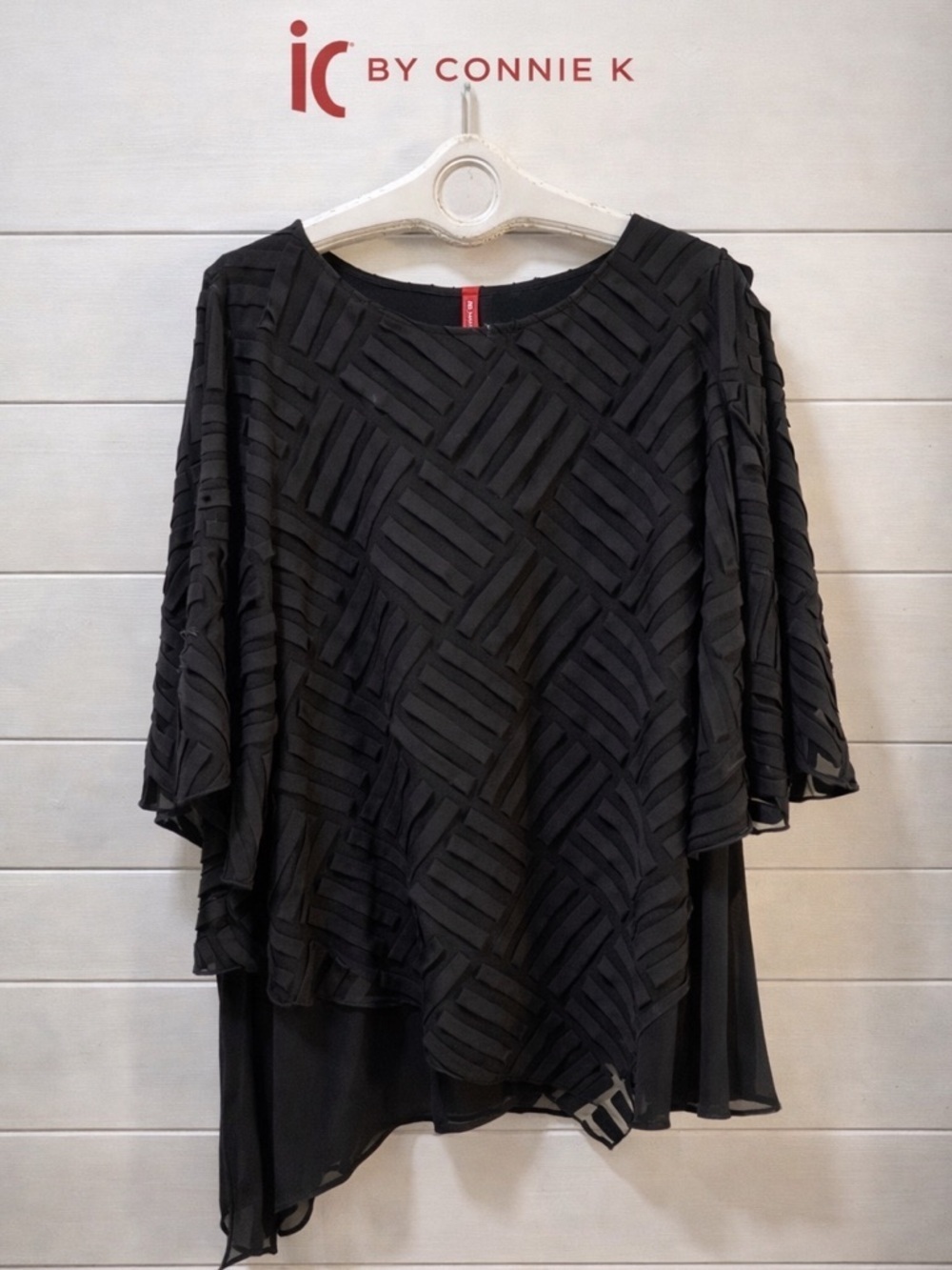 I.C. BY CONNIE K – Black Textured Layered Top – Size XL